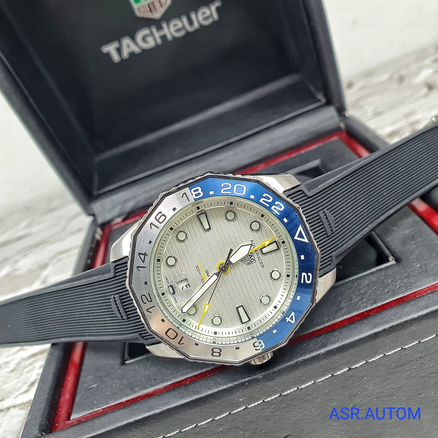 Tag Heuer Aquaracer THA10